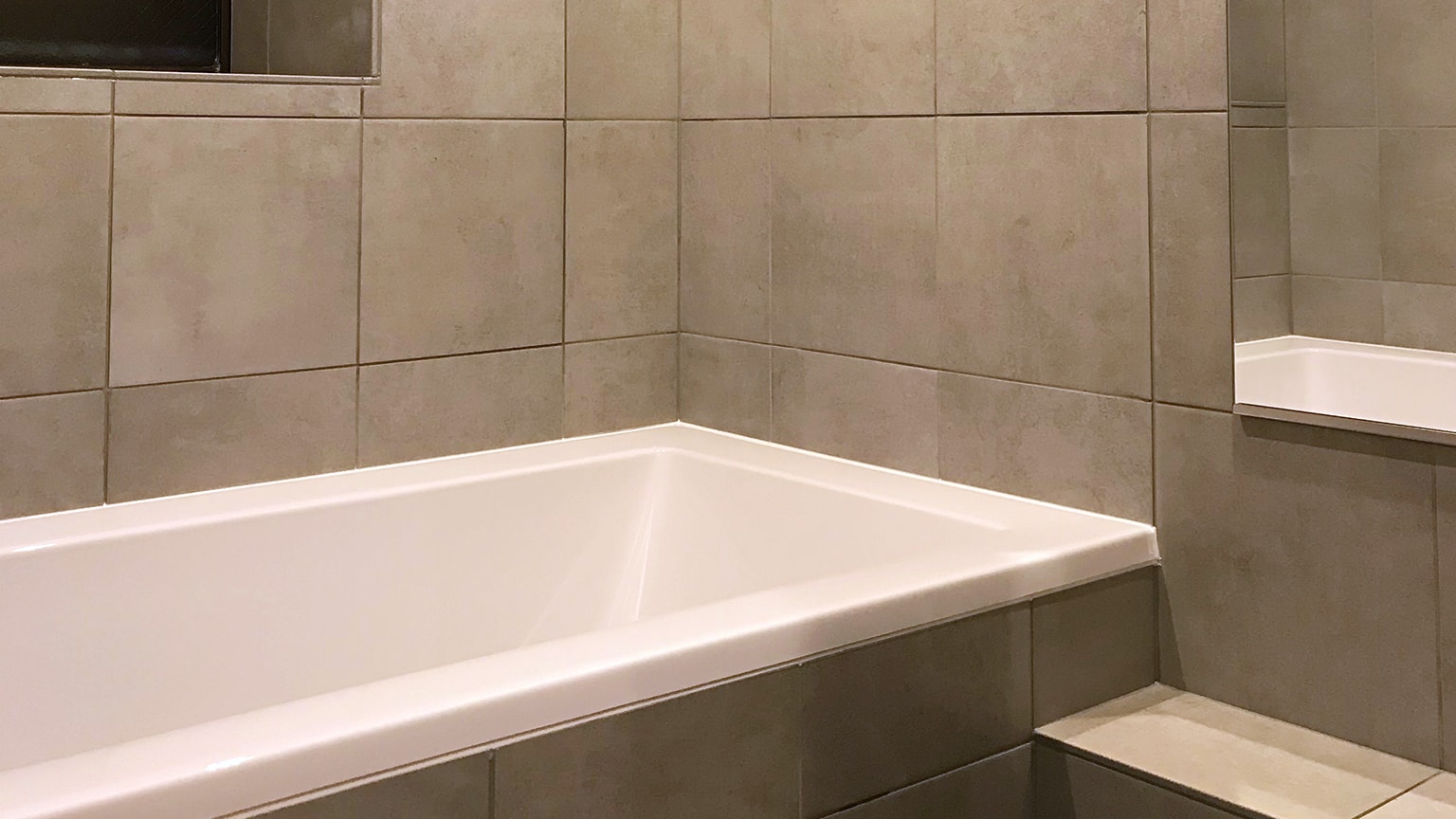 特注　オーダー　ユニットバス　事例1 バスルーム　定型サイズ　