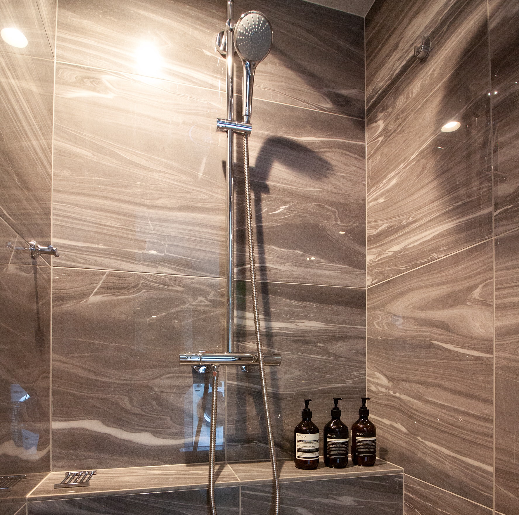 特注　オーダー　ユニットバス　事例11 シャワールーム　定型サイズ　