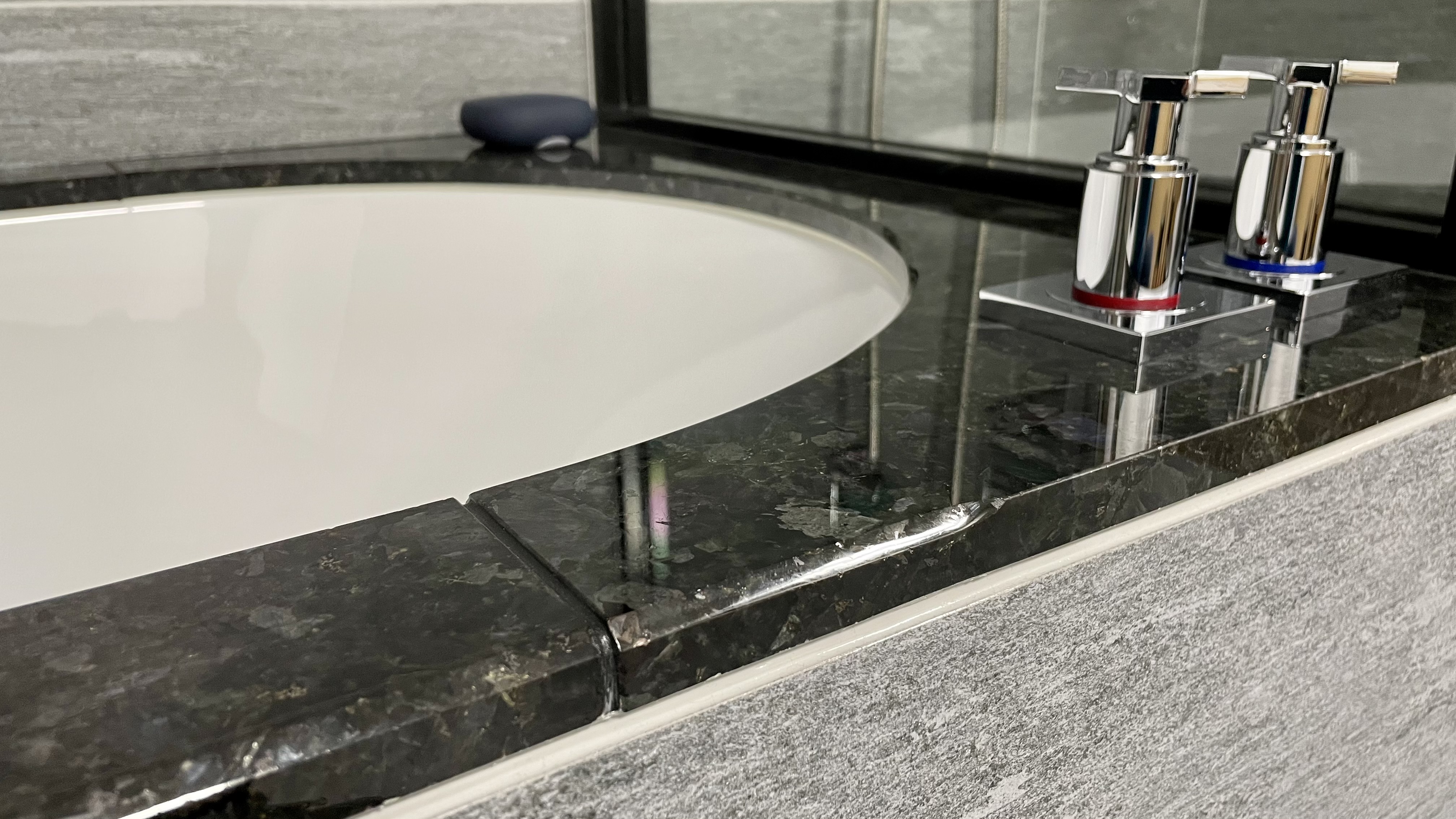 イジュール　特注　オーダー　ユニットバス　バスルーム　出隅