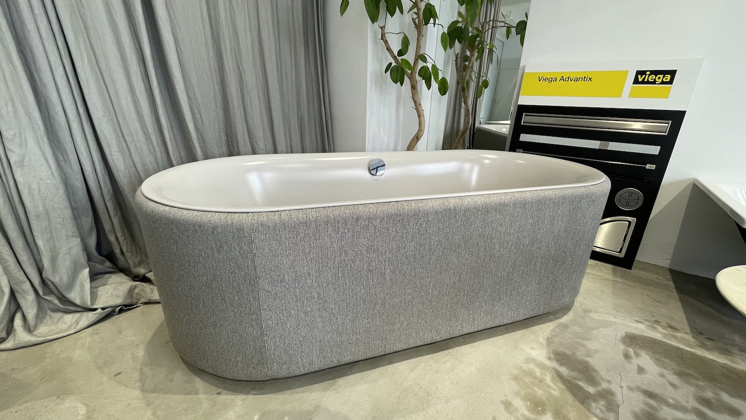 BetteLux Oval Couture イジュール 特注 オーダー ユニットバス バスルーム バステック