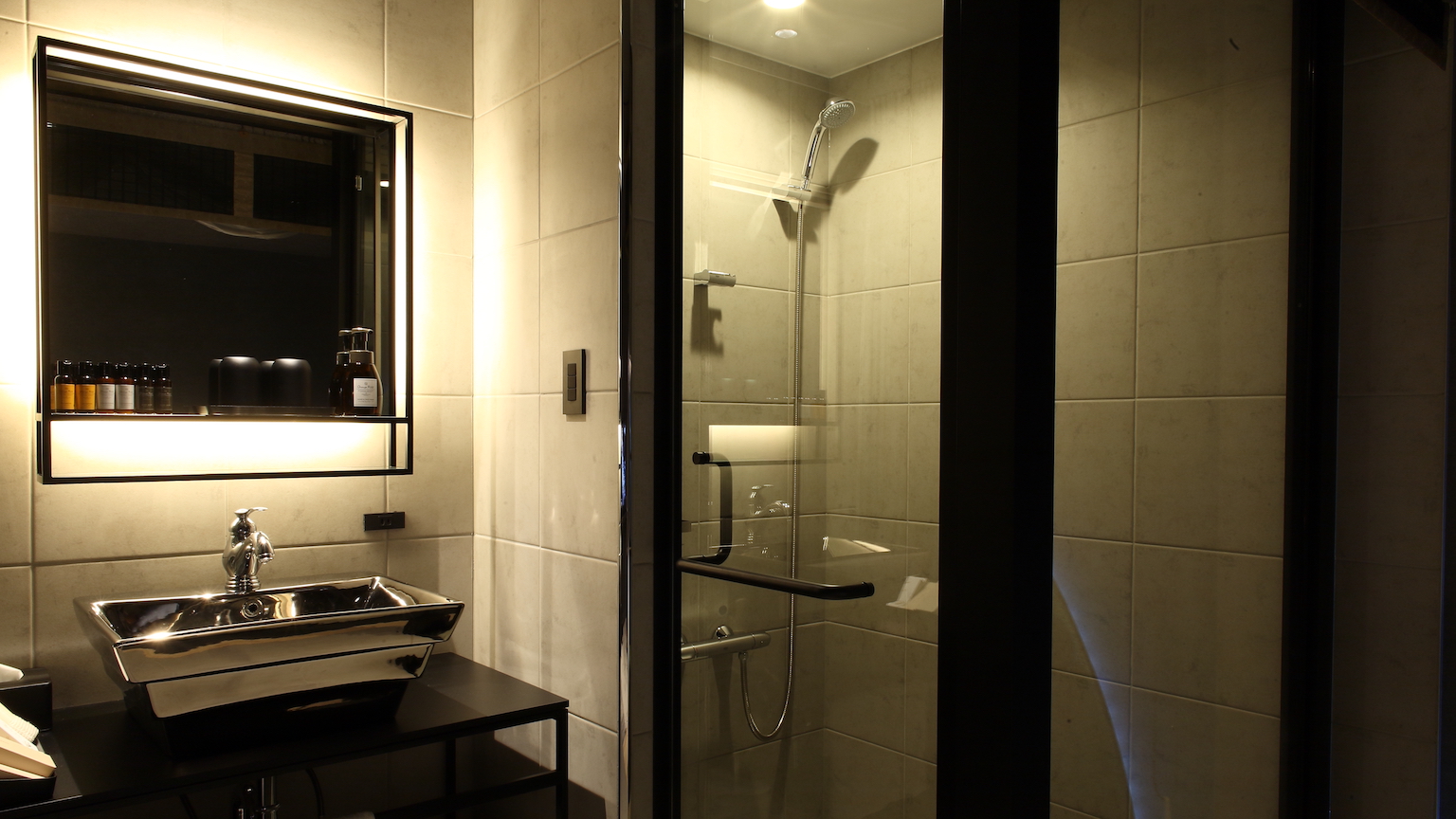 特注　オーダー　ユニットバス　事例17 シャワールーム　フリーサイズ　ホテル　