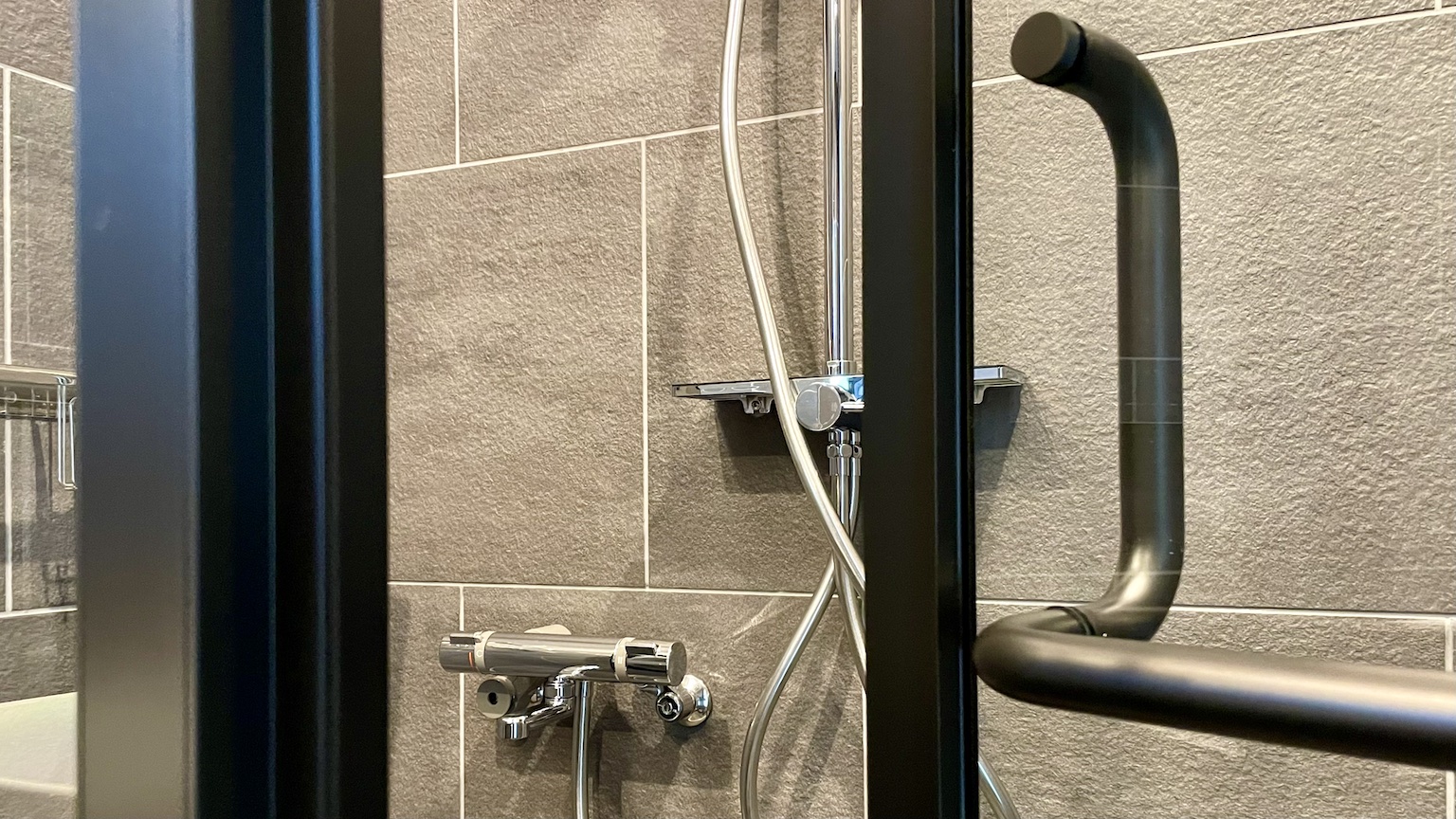 特注　オーダー　ユニットバス　事例19 バスルーム　定型サイズ　シャワールーム　