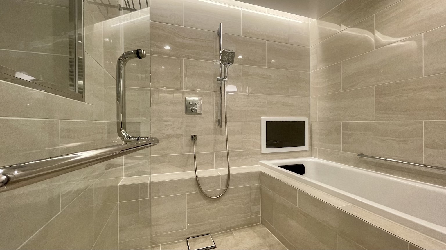 特注　オーダー　ユニットバス　事例21 バスルーム　定型サイズ　バスルーム　