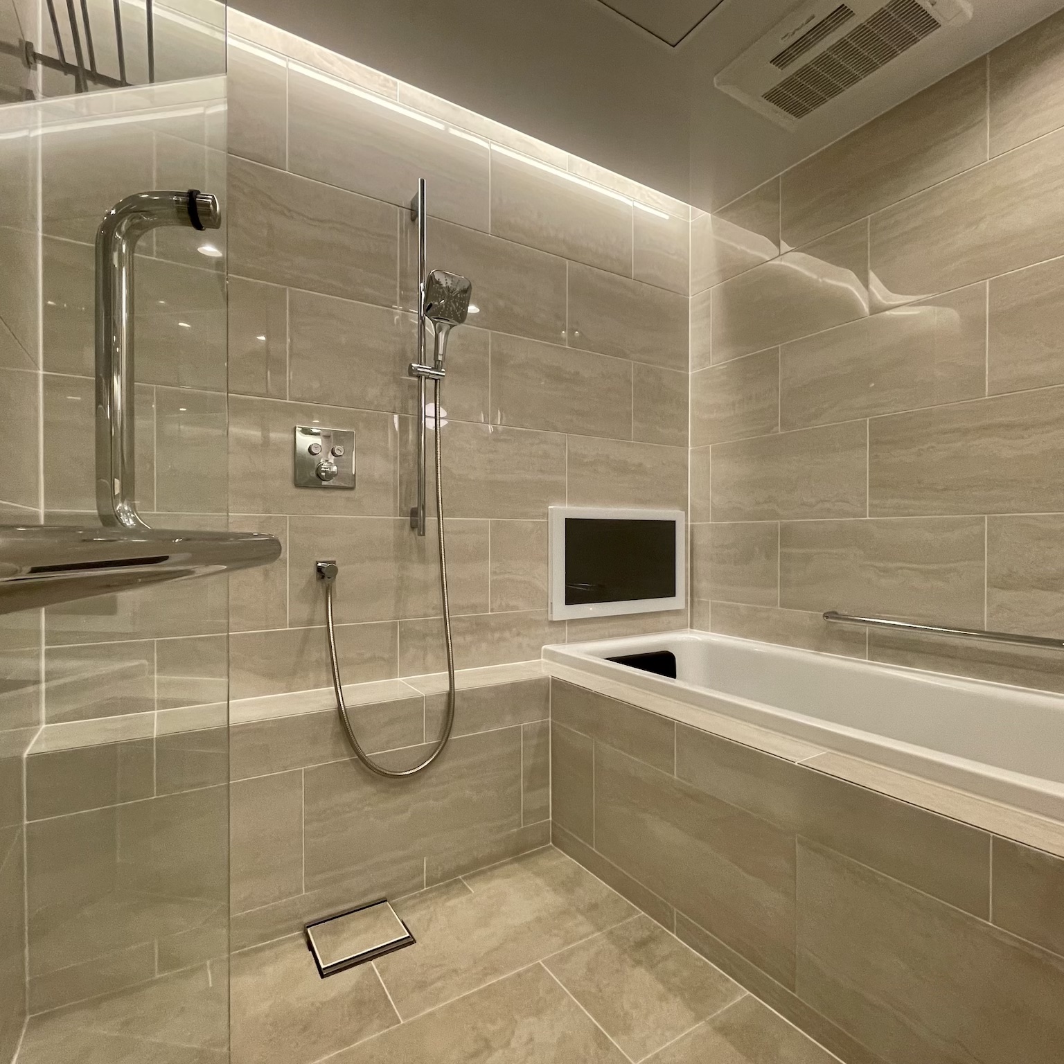 特注　オーダー　ユニットバス　事例21 バスルーム　定型サイズ　バスルーム　