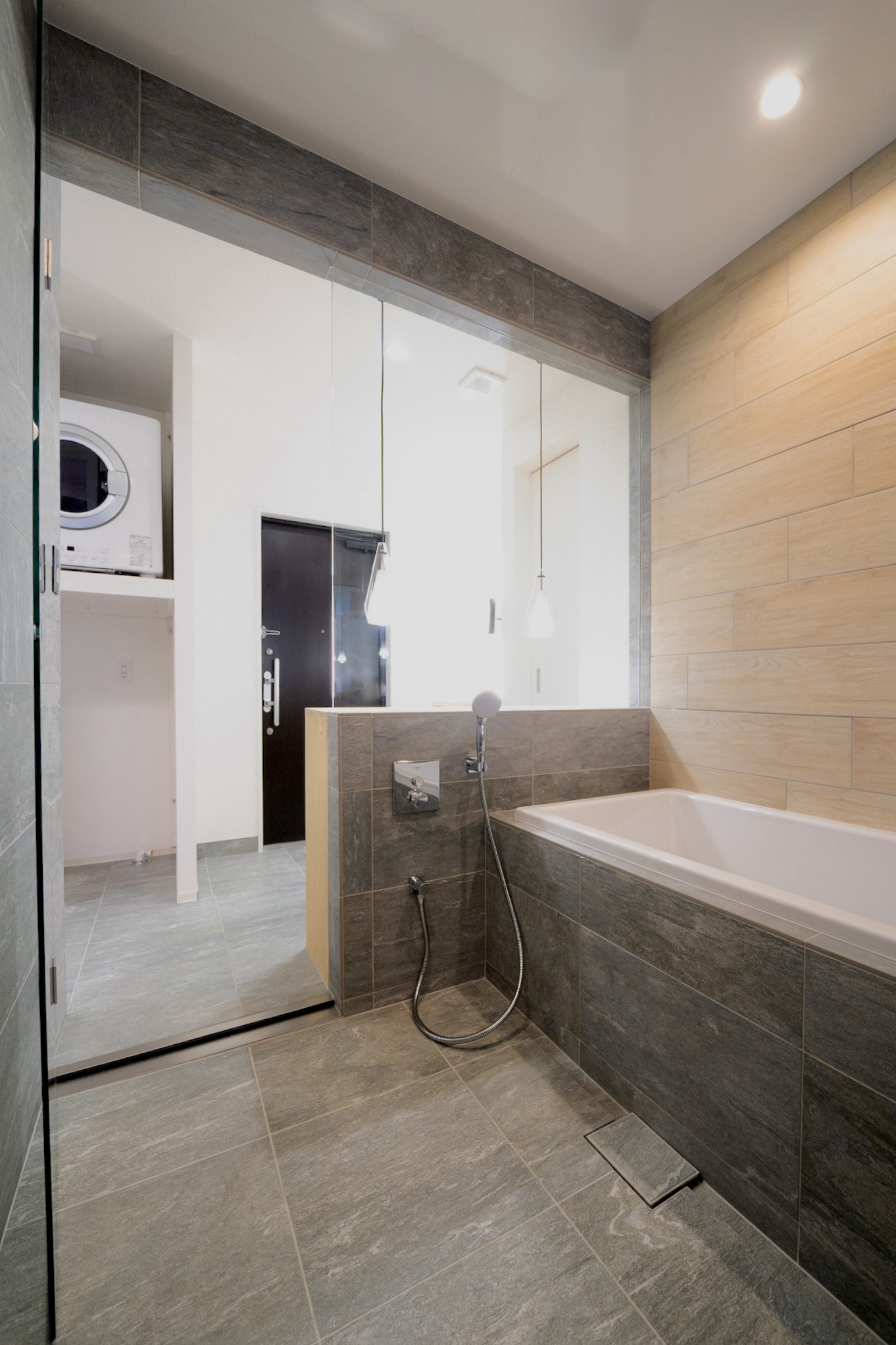 特注　オーダー　ユニットバス　事例22 バスルーム　フリーサイズ　バスルーム　シャワー水栓　グローエ