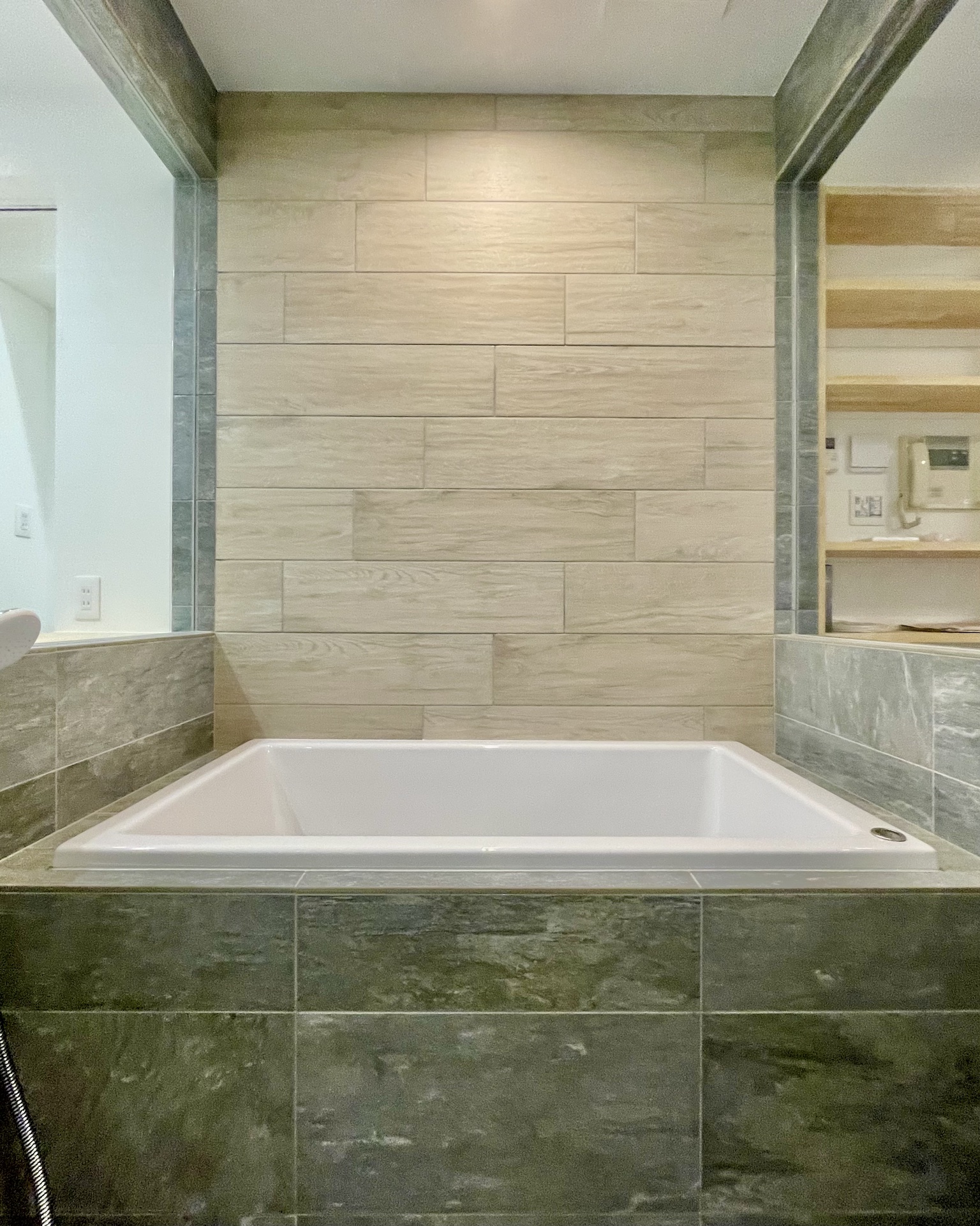 特注　オーダー　ユニットバス　事例22 バスルーム　フリーサイズ　バスルーム　浴槽　バスタブ　ヴァルス