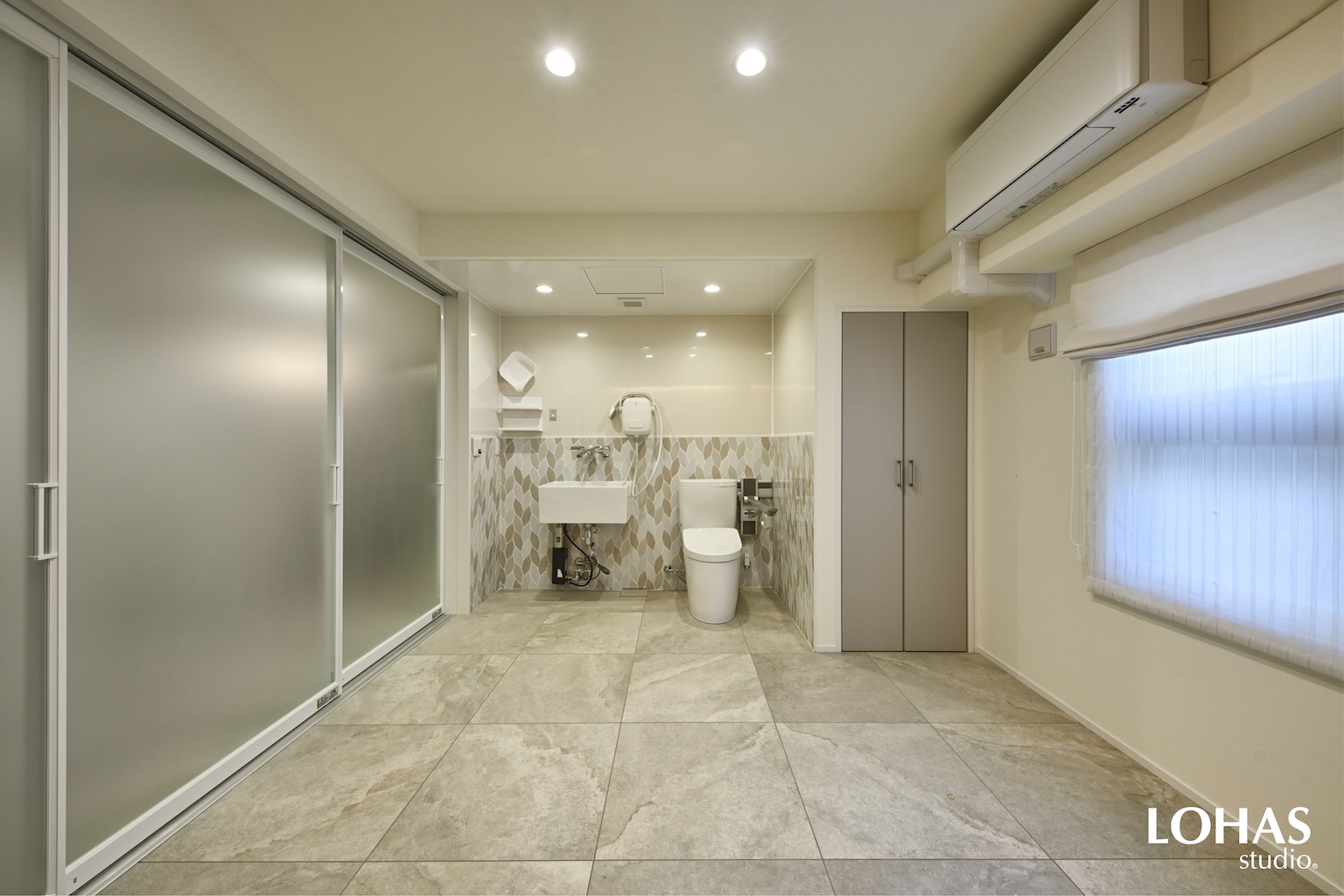 特注　オーダー　ユニットバス　事例23 バスルーム　フリーサイズ　トイレ　洗面　LOHAS studio