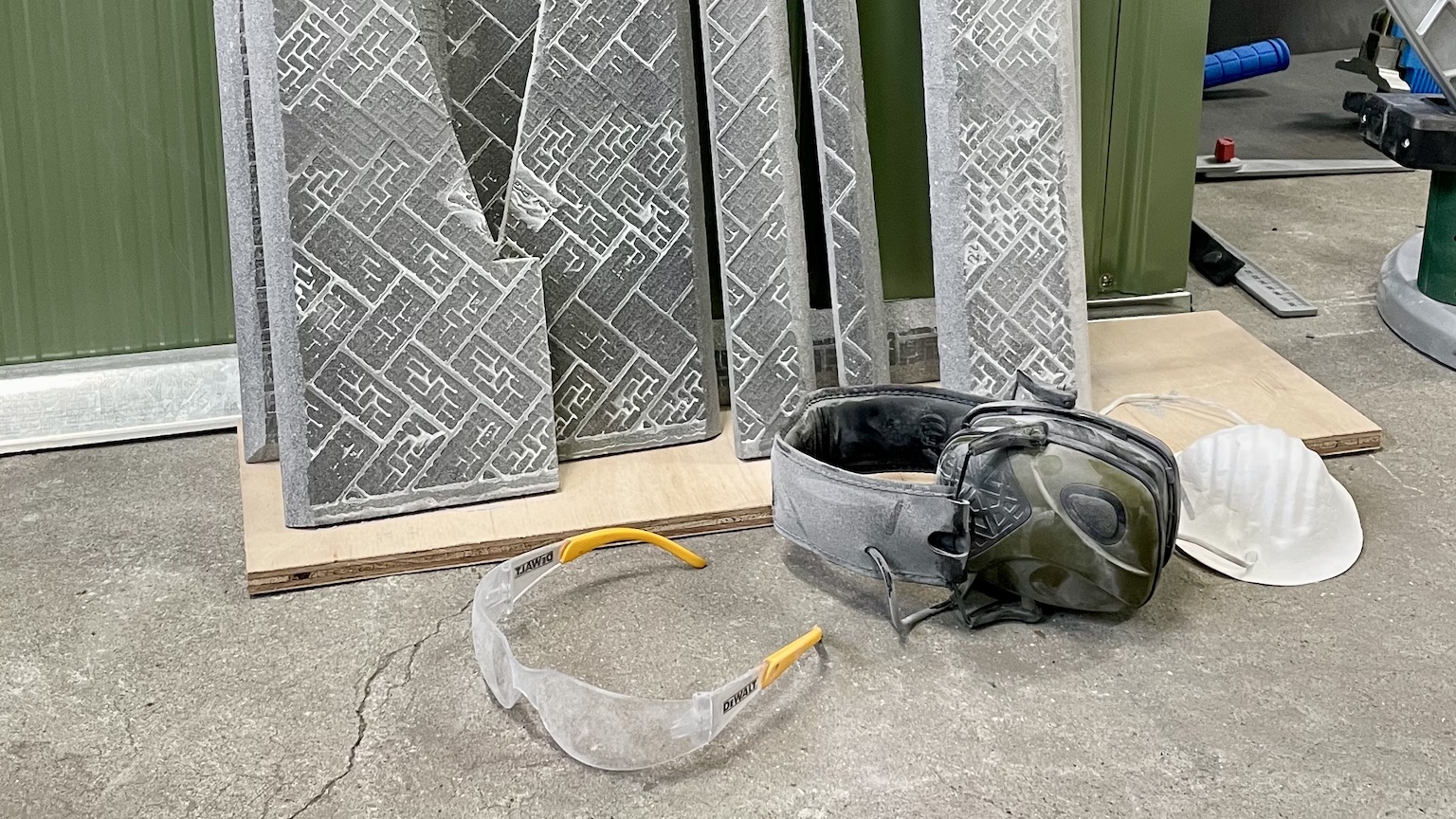 イジュール　特注　オーダー　ユニットバス　バスルーム　タイルの洗面ボウル