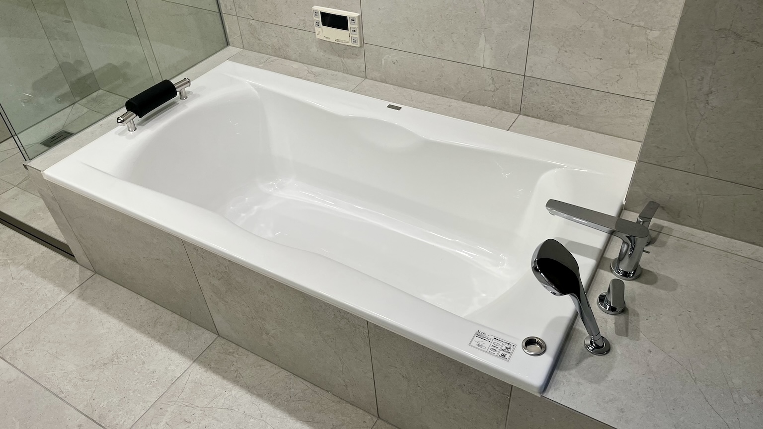 特注　オーダー　ユニットバス　事例27 バスルーム　フリーサイズ　浴槽　アルティス