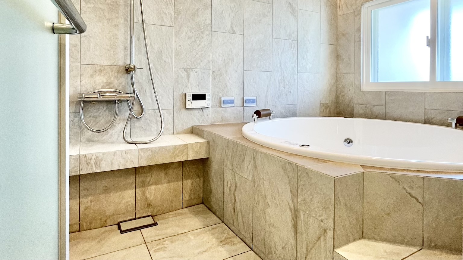 特注ユニットバス　イジュール